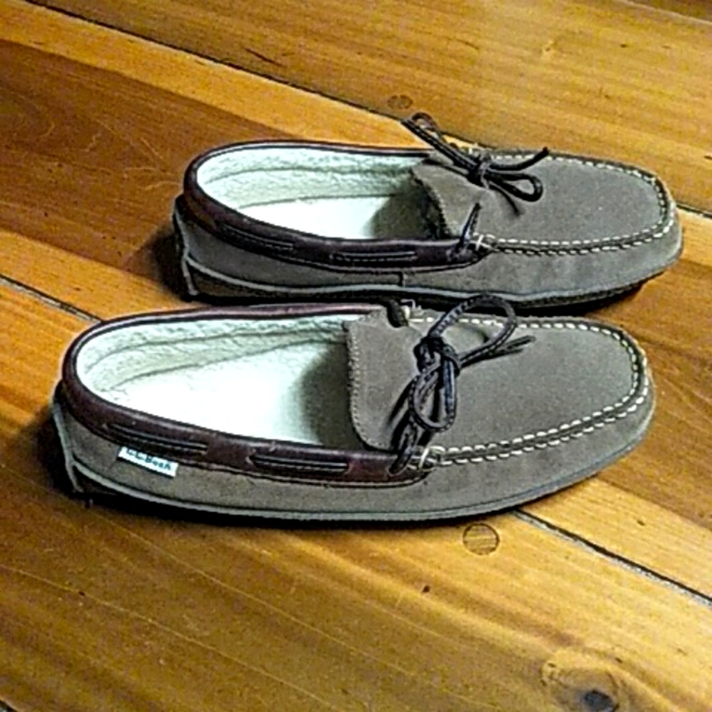 L.L.Bean house shoes. - Picture 2 of 5